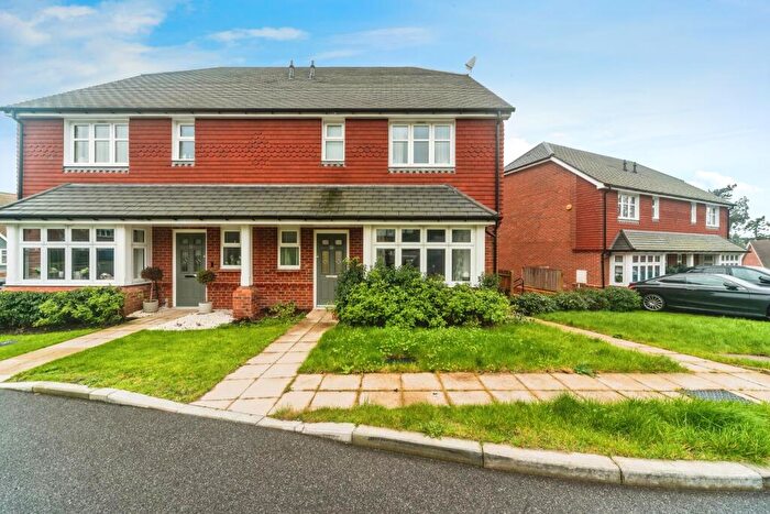 4 Bedroom Semi-Detached House For Sale In Consort Drive, Leatherhead, Surrey, KT22