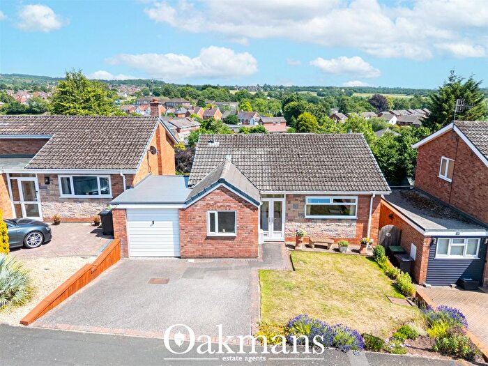 4 Bedroom Link Detached House For Sale In Westfields, Bromsgrove, B61