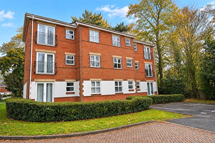 2 Bedroom Apartment For Sale In Regent Court, Norn Hill, Basingstoke, RG21