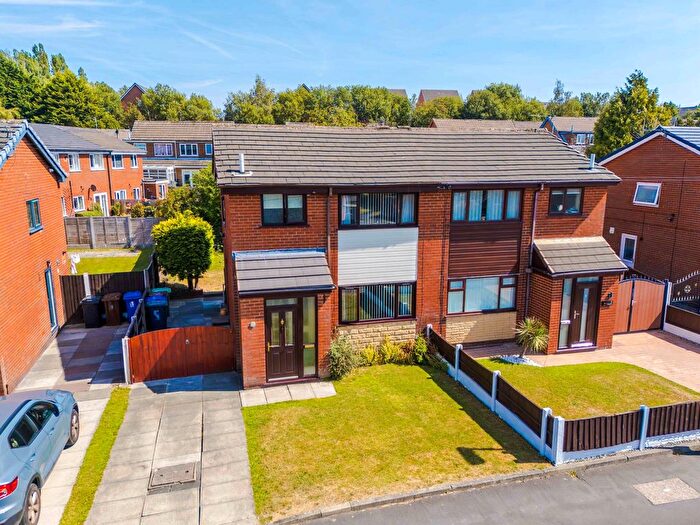 3 Bedroom Semi-Detached House For Sale In Ashwood Avenue, Abram, WN2