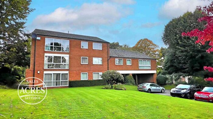 2 Bedroom Flat For Sale In Belwell Lane, Four Oaks, Sutton Coldfield, B74