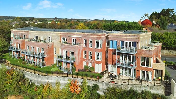 1 Bedroom Flat To Rent In Stroudwater Court, Cainscross Road, Stroud, GL5