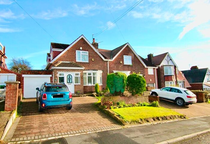 3 Bedroom Semi-Detached House For Sale In Long Bank, Birtley, DH3