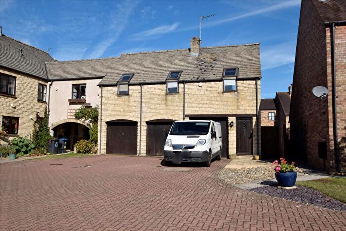 1 Bedroom End Of Terrace House To Rent In Idbury Close, Witney, Oxfordshire, OX28