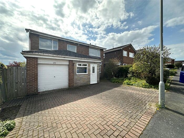 4 Bedroom Detached House To Rent In Broom Hall Drive, Ushaw Moor, Durham, DH7
