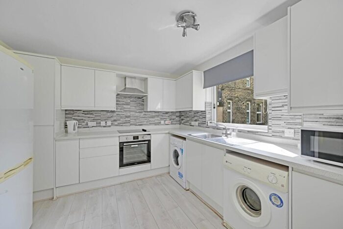 4 Bedroom House To Rent In Broomhall Road, Broomhall, Sheffield, S10