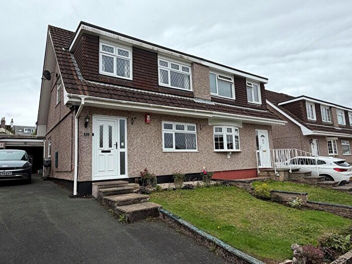 3 Bedroom Semi-Detached House For Sale In Tern Gardens, Plympton, PL7