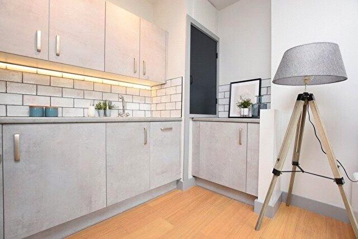 1 Bedroom Flat For Sale In Castle Street, Sheffield, South Yorkshire, S3