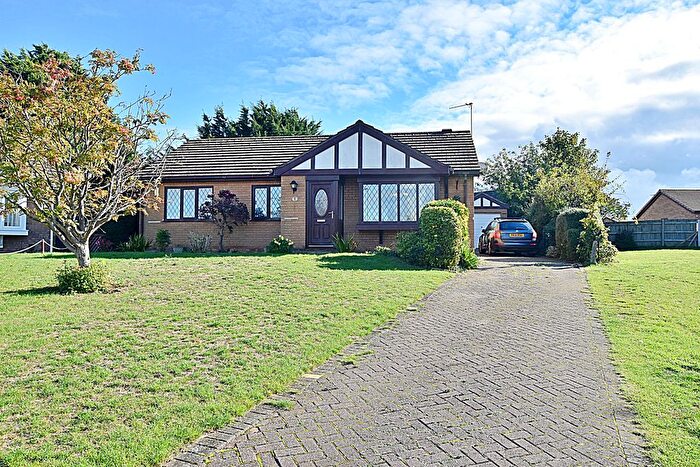 3 Bedroom Detached Bungalow For Sale In Chatsworth Close, Nettleham Fields, LN2