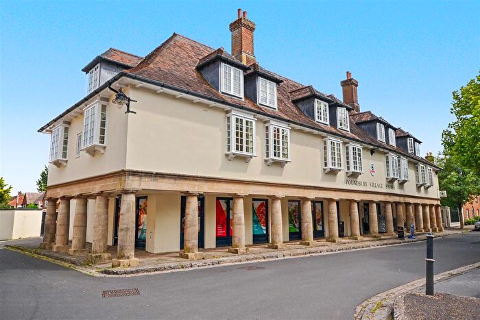 2 Bedroom Flat For Sale In Middlemarsh Street, Poundbury, Dorchester, DT1