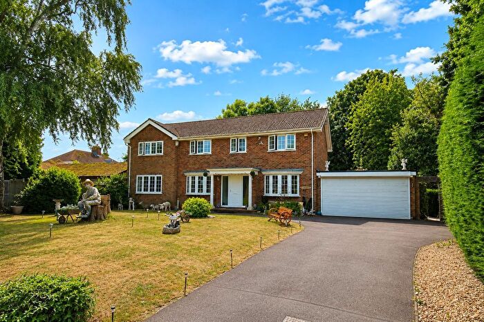4 Bedroom Detached House For Sale In Cranford Road, Tonbridge, TN10