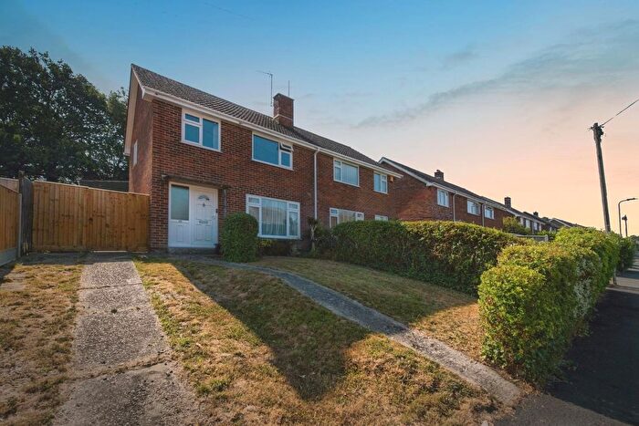 3 Bedroom Semi-Detached House For Sale In Cunningham Avenue, Axminster, Devon, EX13