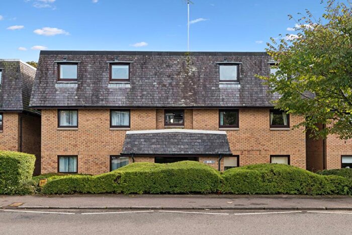 2 Bedroom Flat For Sale In Clober Road, Milngavie, G62