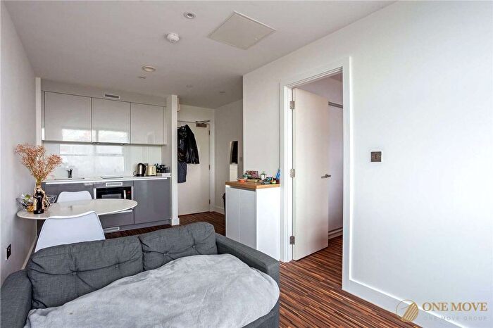 1 Bedroom Studio To Rent In West Point, Old Trafford, M16