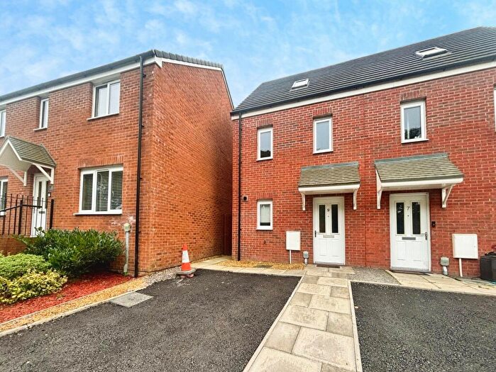 3 Bedroom House To Rent In Heol Y Nant, Llanilid, CF72