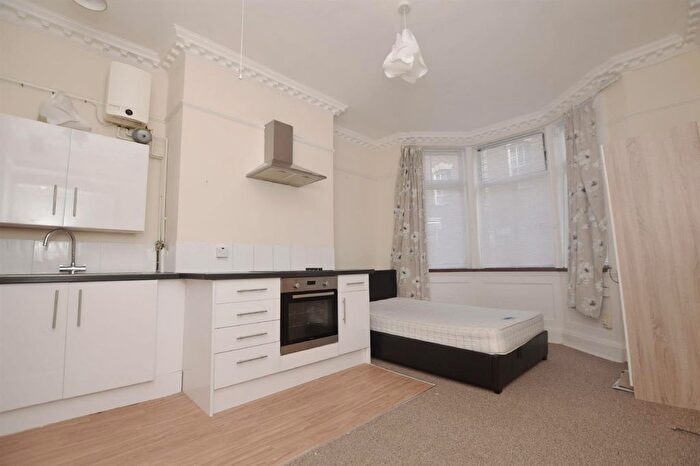 Studio To Rent In Cumberland Street, Bristol, BS2