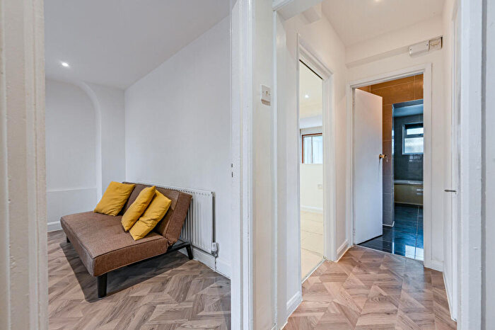 3 Bedroom House To Rent In Farnaby Road, Blackheath, London, SE9