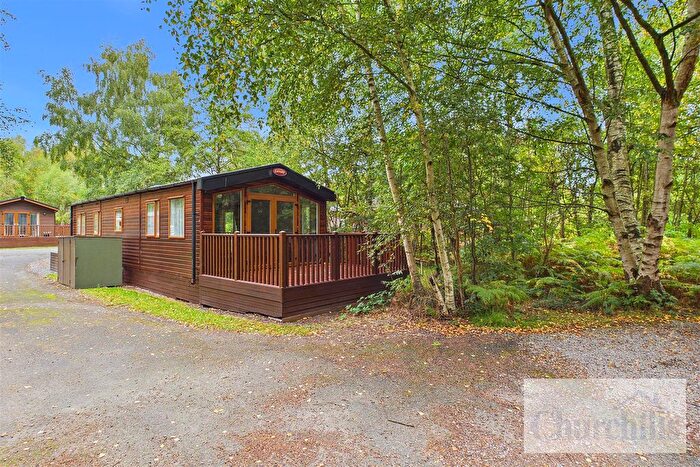 2 Bedroom Park Home For Sale In Hollicarrs Holiday Park, York Road, Escrick, YO19