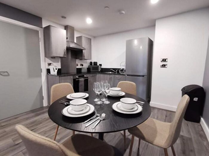 2 Bedroom Property To Rent In Monarchs Quay, Liverpool, L3