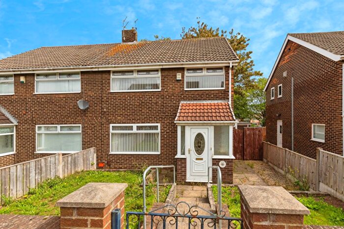 3 Bedroom Semi-Detached House For Sale In Spearman Walk, Hartlepool, TS27