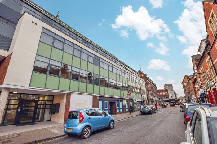 1 Bedroom Flat For Sale In The Glass House, Mill Street, Bedford, MK40