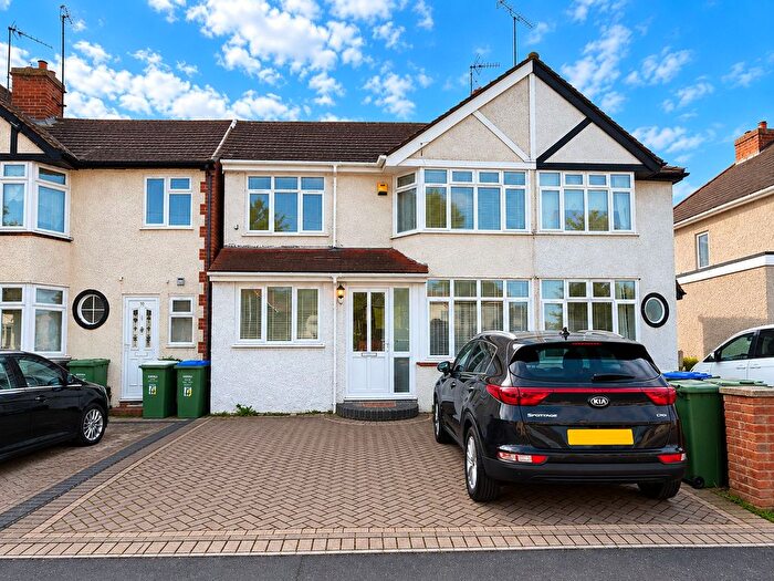 3 Bedroom Detached House To Rent In Parkside Avenue, Bexleyheath, Kent, DA7