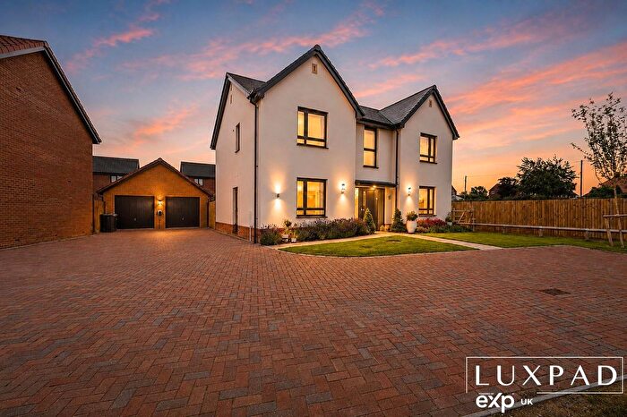 5 Bedroom Detached House For Sale In Meadow Brown End, Barham, Ipswich, IP6