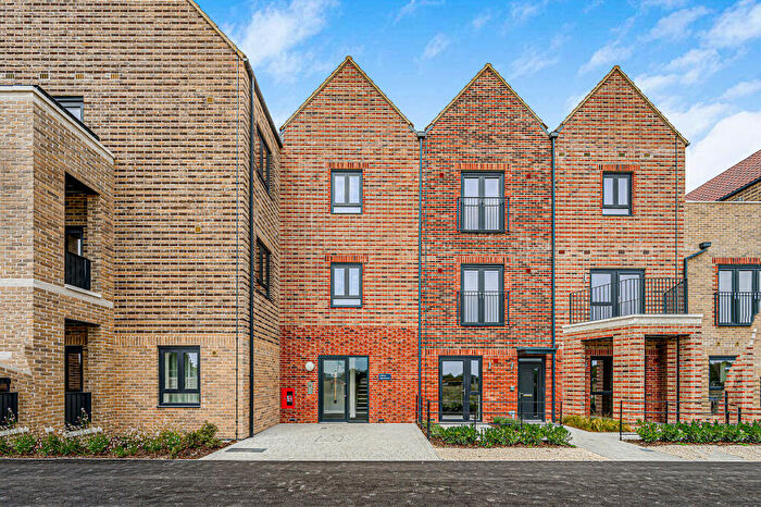2 Bedroom Apartment For Sale In Springstead Village, Cambridge, Cambridgeshire, CB1
