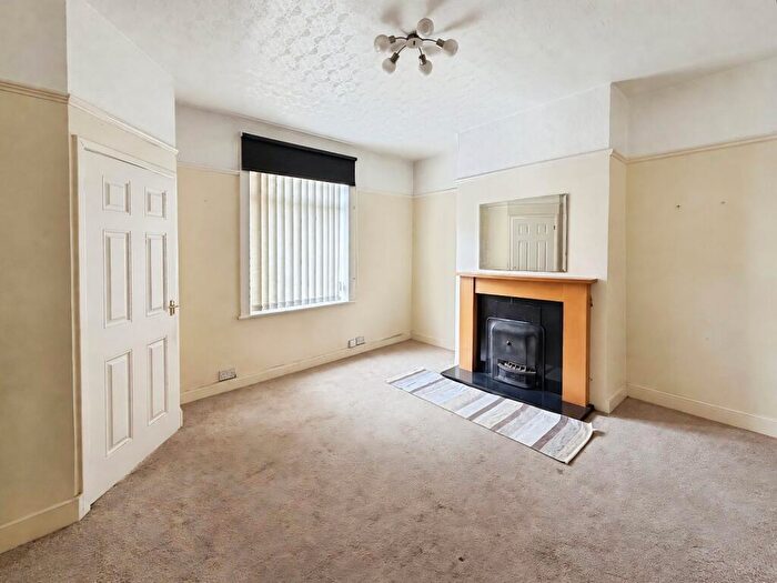 2 Bedroom Terraced House For Sale In Marsh Street, Cleckheaton, BD19