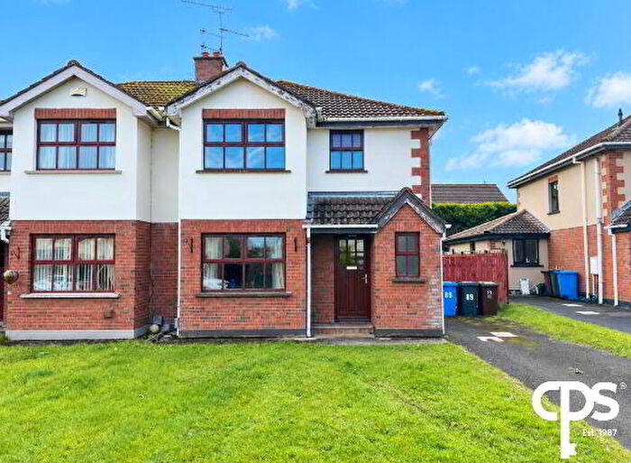 3 Bedroom Semi-Detached House For Sale In Ardanlee, Derry, BT48