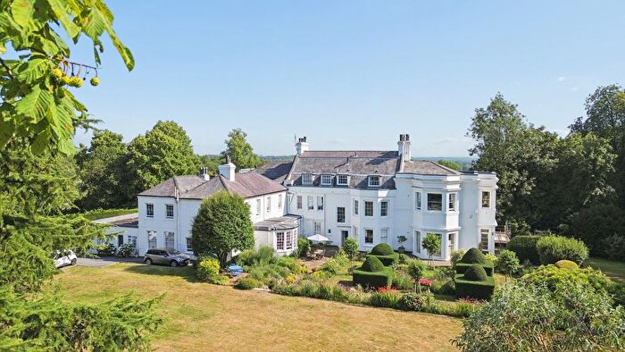 2 Bedroom Flat For Sale In Coleshill, Amersham, HP7