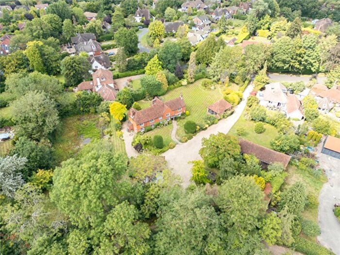 5 Bedroom Detached House For Sale In Abbotswood, Guildford, Surrey, GU1