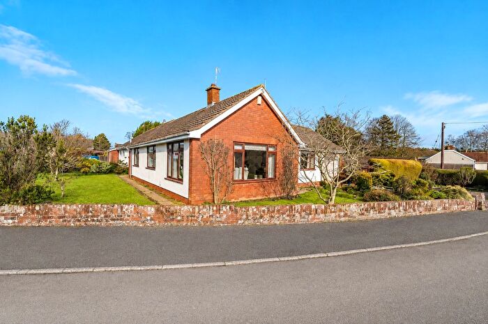 3 Bedroom Bungalow For Sale In Kendall Close, Creech Heathfield, Taunton, Somerset, TA3