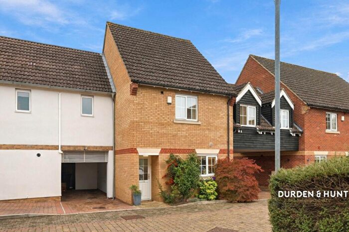 3 Bedroom Semi-Detached House For Sale In Retreat Way, Chigwell, IG7