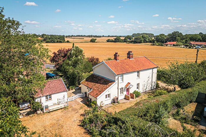 3 Bedroom Detached House For Sale In Attleborough Road, Rockland All Saints, Attleborough, NR17