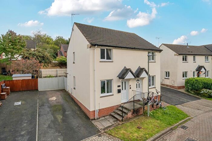 2 Bedroom Semi-Detached House For Sale In Primrose Avenue, Barnstaple, Devon, EX32