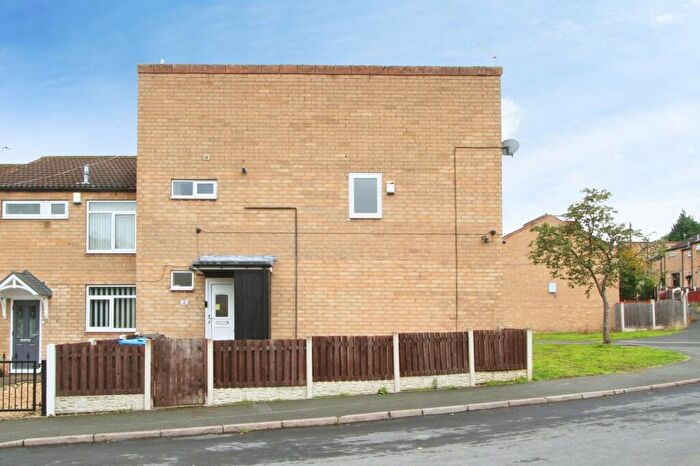 3 Bedroom End Of Terrace House For Sale In Eastcroft Way, Westfield, Sheffield, S20