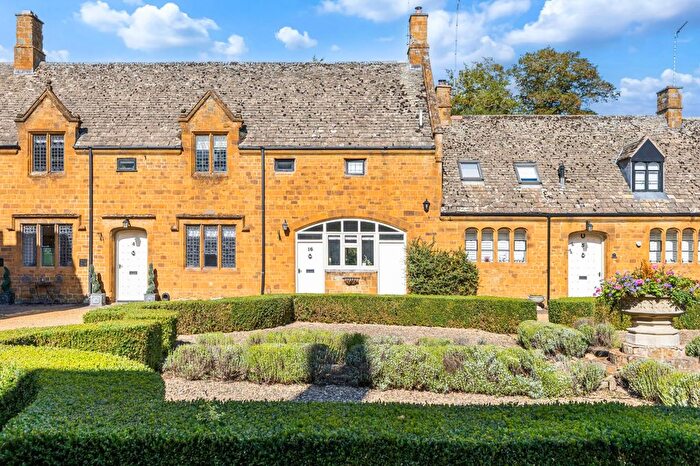 2 Bedroom Terraced House For Sale In Avon Carrow, Avon Dassett, Southam, Warwickshire, CV47