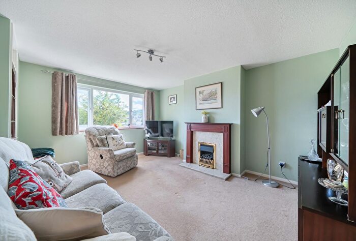 3 Bedroom Terraced House For Sale In Hillcrest Drive, Bath, Somerset, BA2