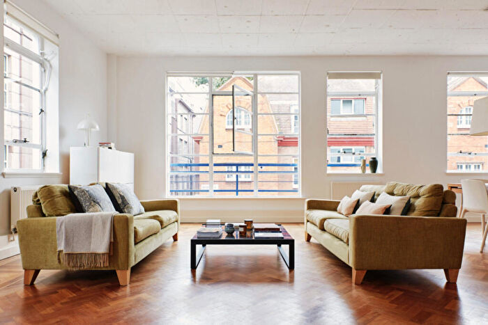2 Bedroom Apartment To Rent In The Beauchamp Building, London, EC1N