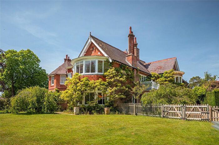 5 Bedroom Semi-Detached House For Sale In Sandy Down, Boldre, Lymington, Hampshire, SO41