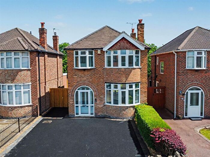 3 Bedroom Property For Sale In Trentham Gardens, Nottingham, NG8