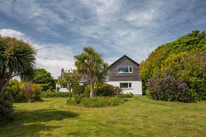 5 Bedroom Detached House For Sale In Groeslon Ceirchiog, Ty Croes, Isle Of Anglesey, LL63