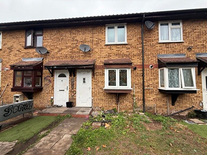 2 Bedroom Terraced House For Sale In Overton Drive, Romford, RM6
