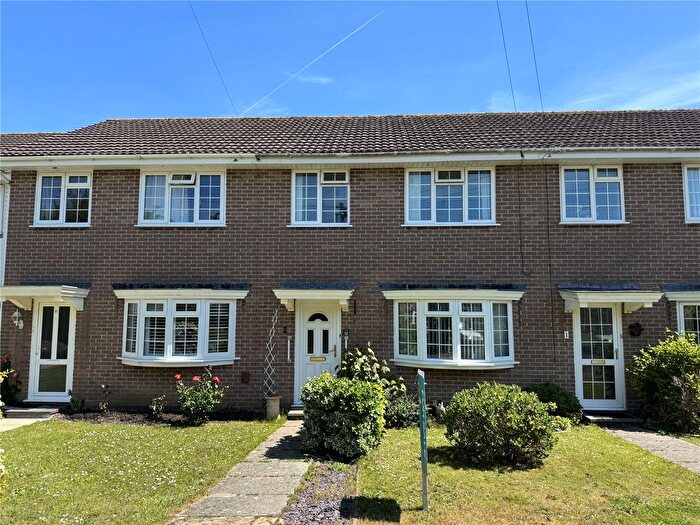 3 Bedroom Detached House For Sale In Tresillian Close, Walkford, Dorset, BH23
