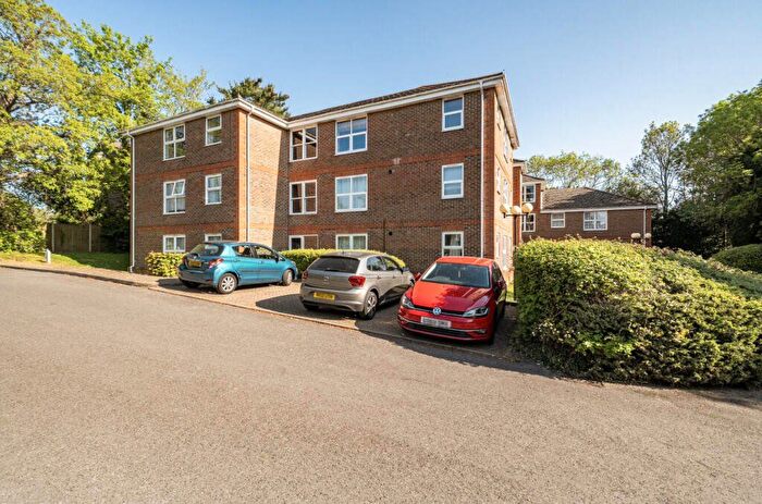 1 Bedroom Flat To Rent In Warren Down, Bracknell, Berkshire, RG42