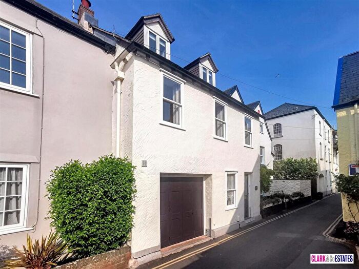3 Bedroom House For Sale In Ferry Road, Topsham, EX3