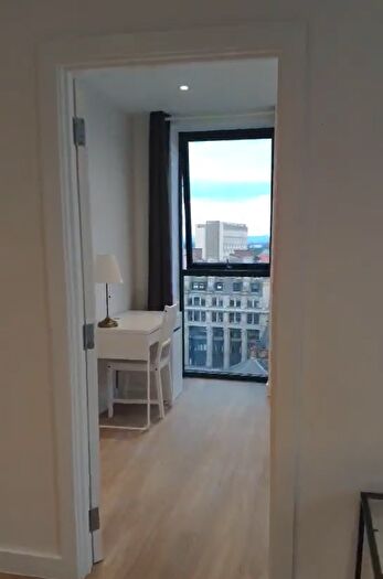 2 Bedroom Flat To Rent In Whitworth Street, Manchester, M1