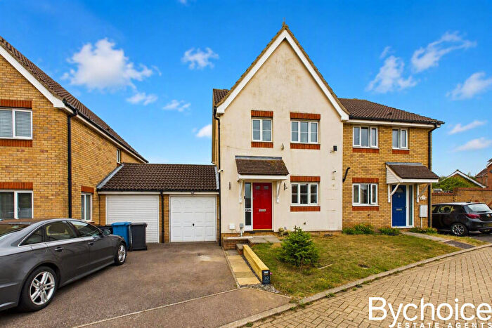 3 Bedroom Semi-Detached House For Sale In Monarch Close, Haverhill, Suffolk, CB9