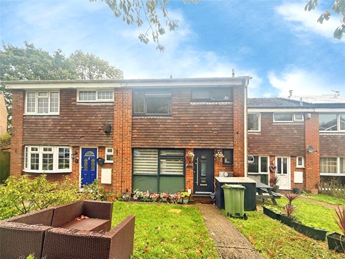 3 Bedroom Terraced House For Sale In Autumn Glade, Chatham, Kent, ME5